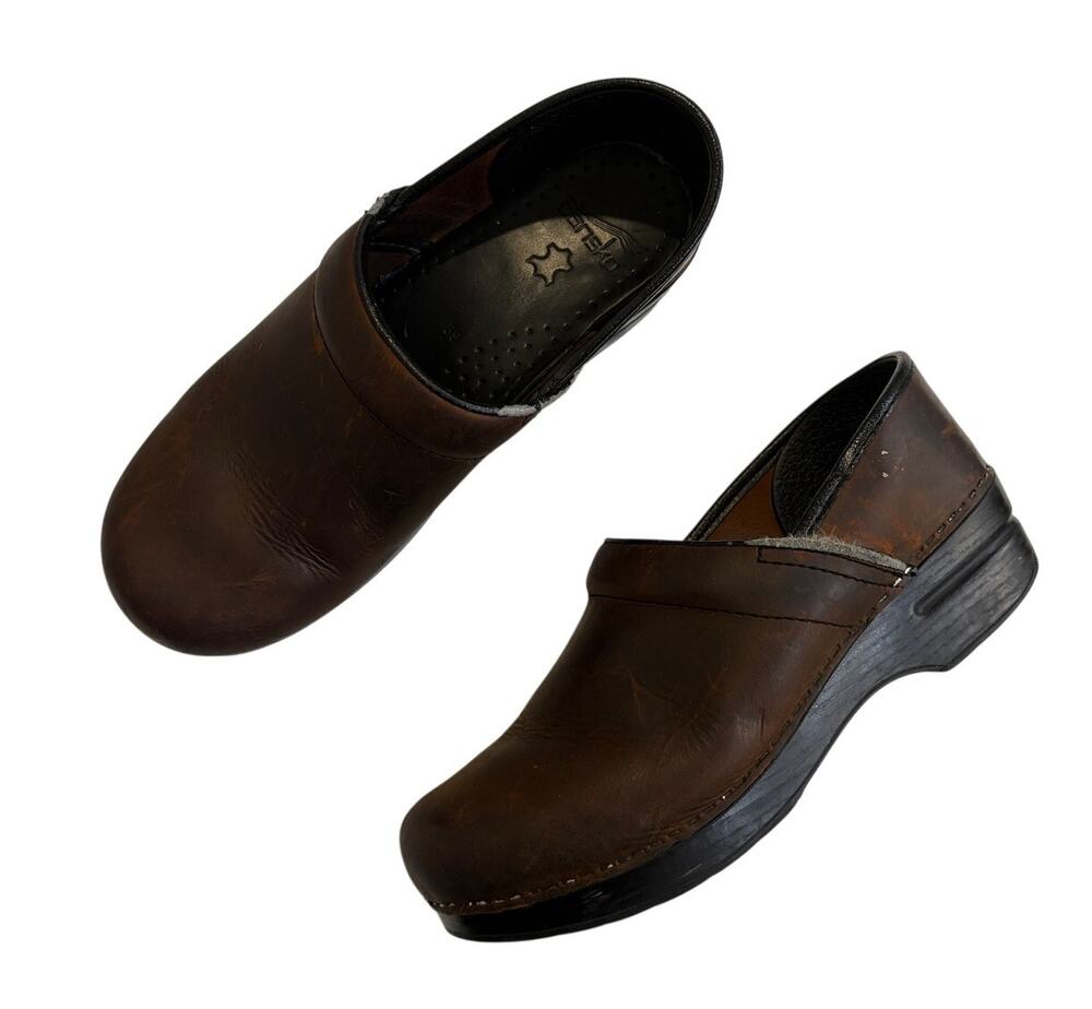 Dansko Professional Women 39 Antique Brown Oiled Leather Clogs Comfort Shoes